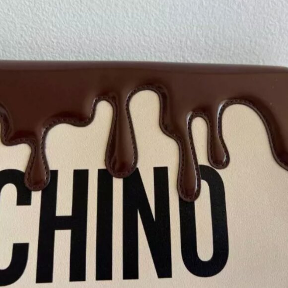 SS22 MOSCHINO Couture Chocolate Dripping Wristlet Handbag  Clutch Jeremy Scott - Picture 7 of 15